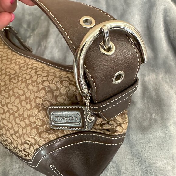 Coach Small Handbag - Picture 6 of 9